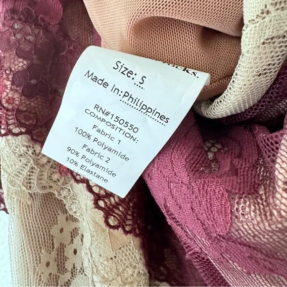 NWT Mistress Rocks Mulberry and Hemp Lace Mini Skirt Small - Picture 5 of 8